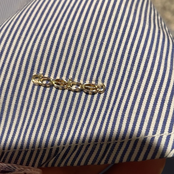 Bebe 3/4 cold shoulder Blouse - Picture 5 of 7